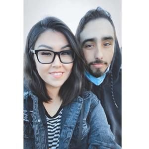 Meet your Posher, Tia